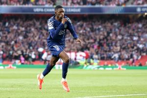 开云体育下载-登贝莱为巴黎94场41球是生涯单一俱乐部最高，此前巴萨185场40球