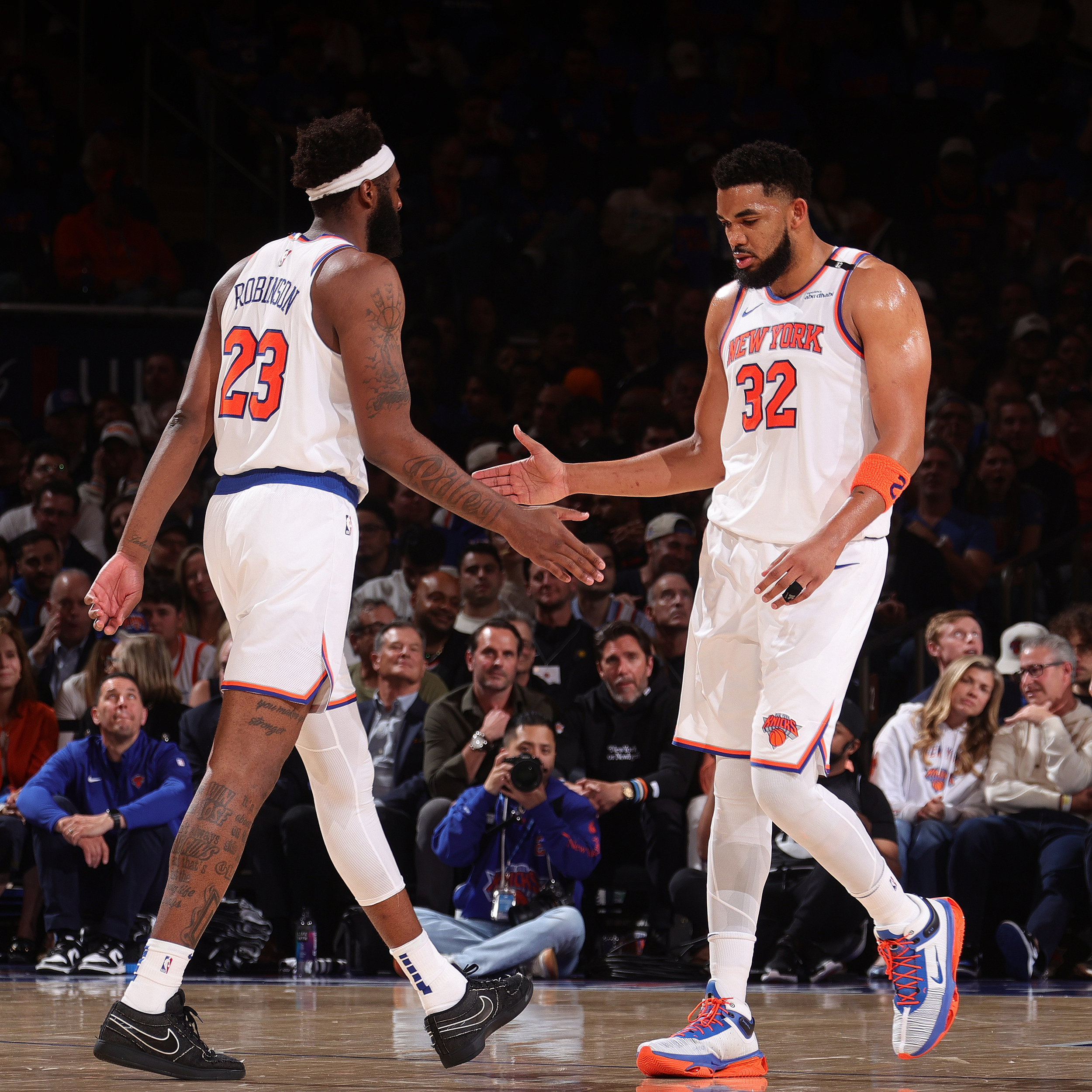 主动揽责！米罗：防守问题的产生是从我开始的，我必须承担责任