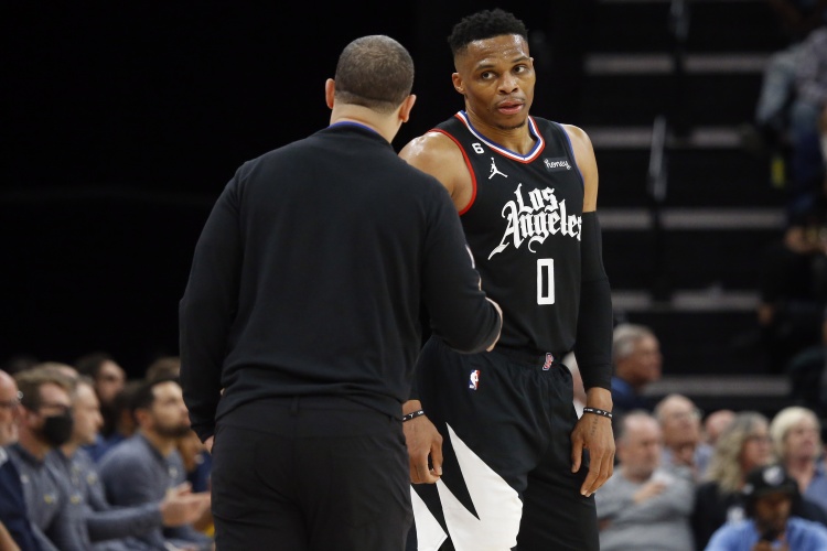 卢盛赞威少：始终准点全情投入 广受爱戴的职业典范